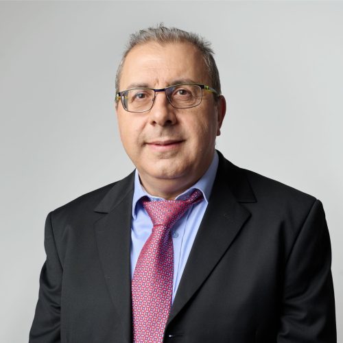פיראס מלחם (7) פיראס מלחם (7)